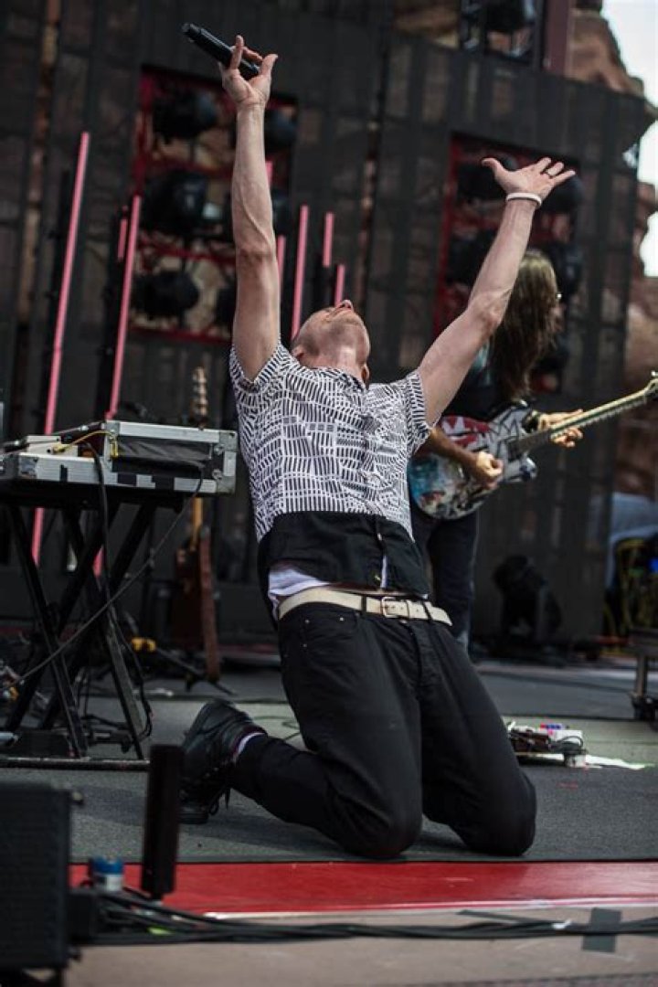 21 Pilots and Mutemath: Exploring the Unique Musical Journey