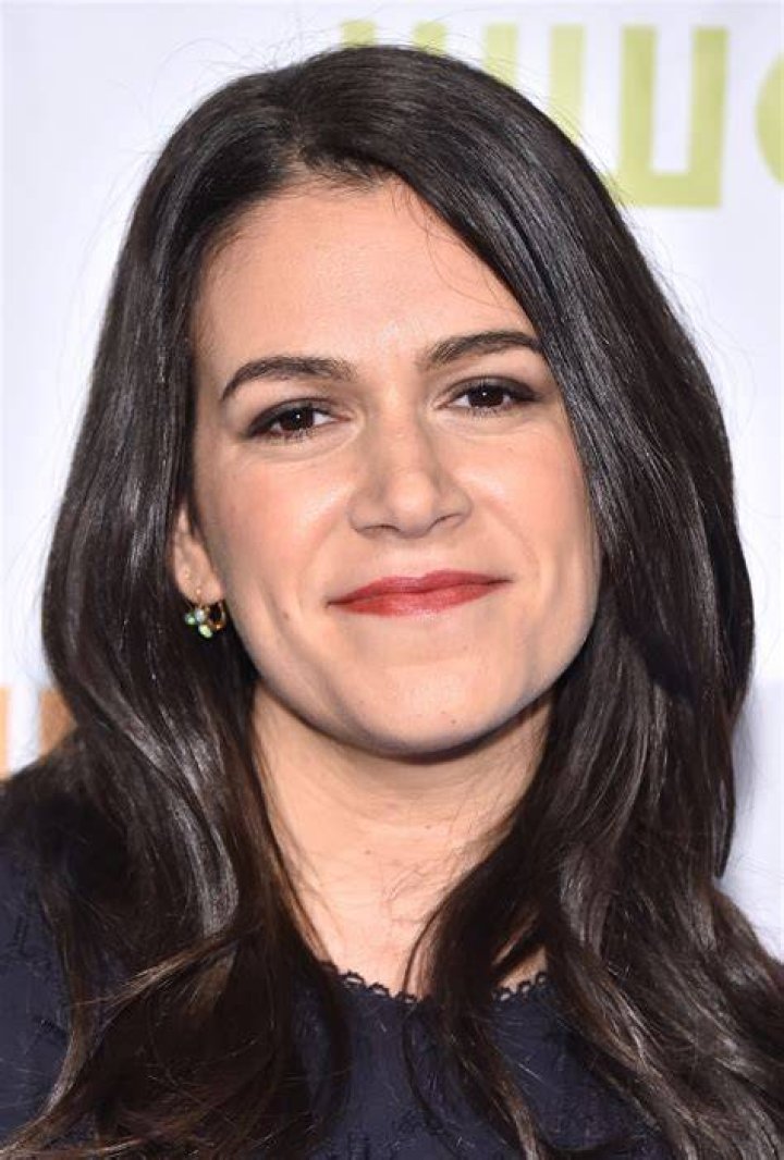 Abbi Jacobson Age: A Comprehensive Look at the Life and Career of the Talented Actress