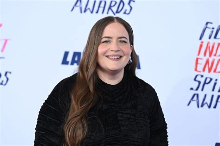 Aidy Bryant Age: A Comprehensive Look at Her Life, Career, and Achievements