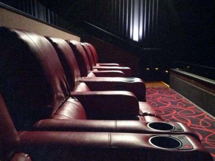 AMC 17 Council Bluffs: Your Ultimate Guide to Entertainment and Comfort