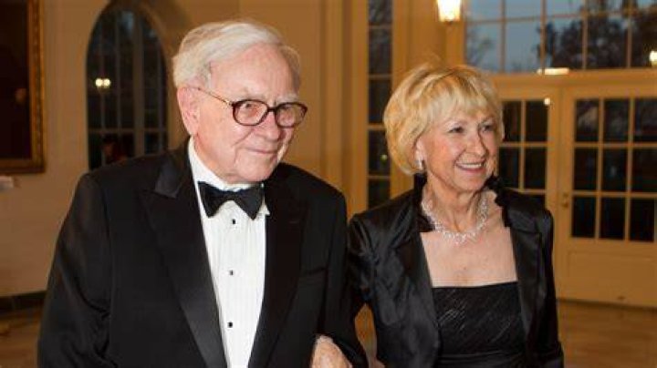 Astrid Menks: The Iconic Fashion Designer Shaping the Industry