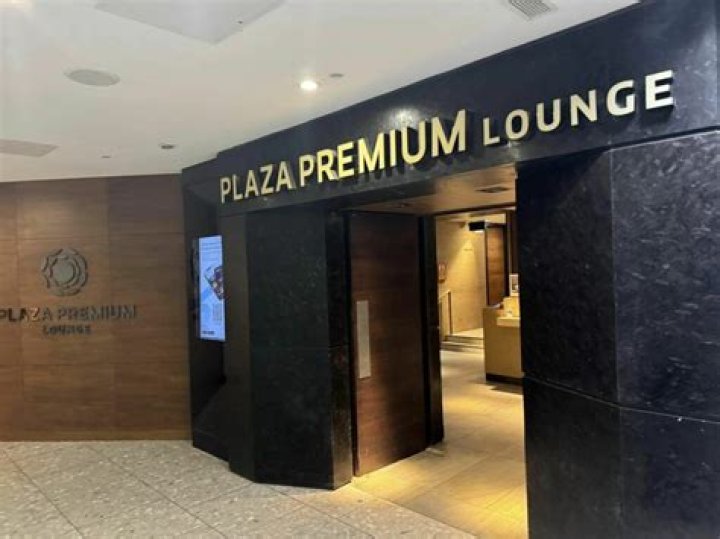 Aubret Plaza: The Ultimate Guide to a Luxurious Urban Experience
