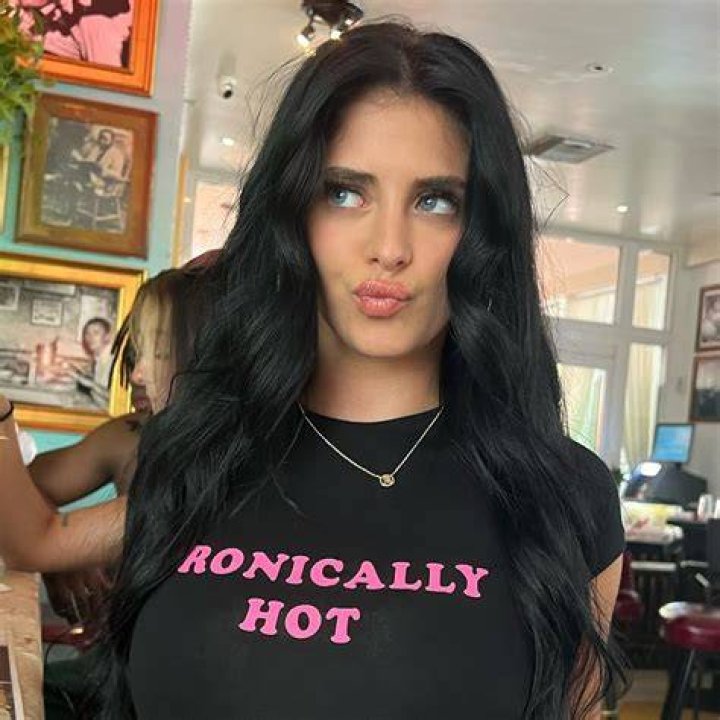 Camilla Porn: The Rising Star in the Entertainment Industry