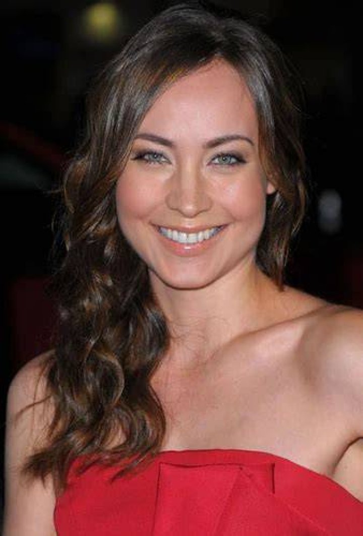 Courtney Ford in The Vampire Diaries: A Comprehensive Guide