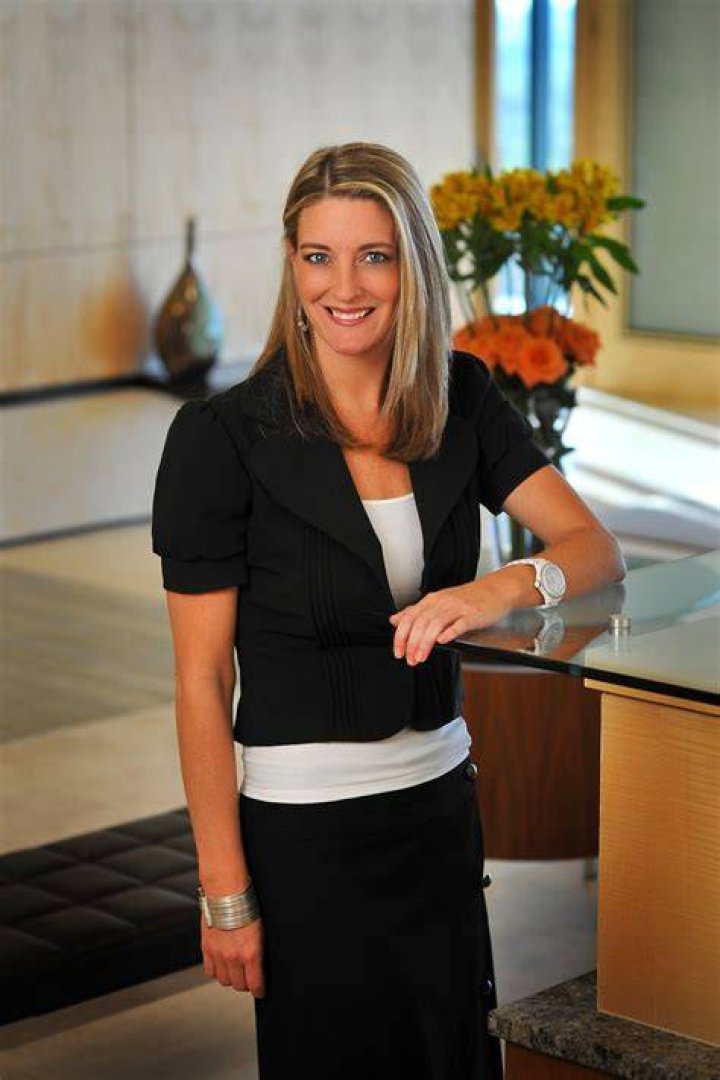 Elizabeth Lambert Facebook: A Deep Dive into Her Digital Footprint and Influence