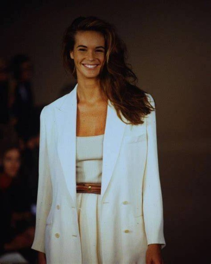 Elle Macpherson Fashion Style: A Comprehensive Exploration of Her Iconic Look