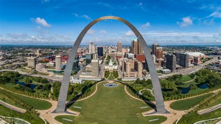 Explore the St. Louis Arch Observation Deck: A Gateway to Breathtaking Views and History