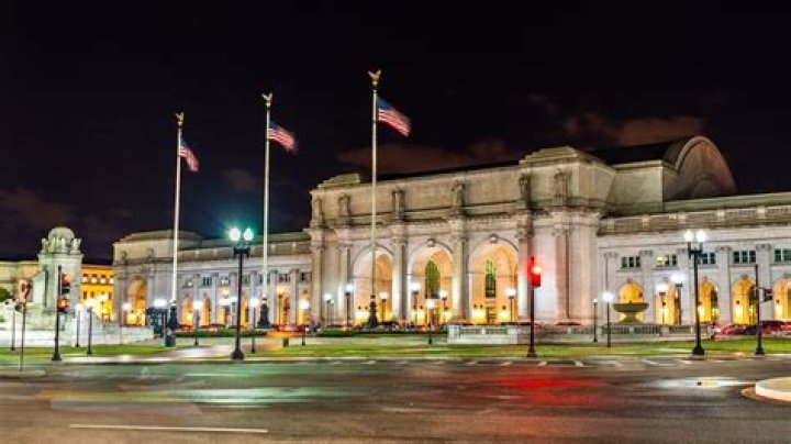 Exploring the Thriving World of Train Stations in Washington DC