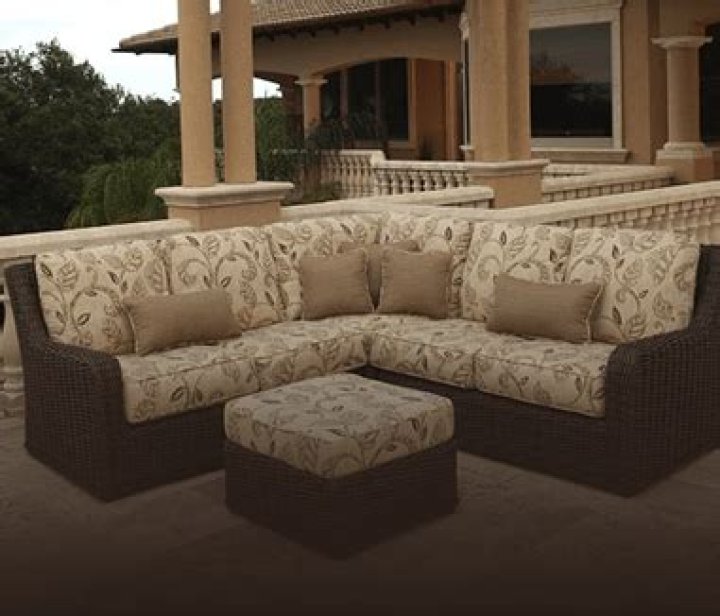 Family Leisure Furniture: Enhancing Your Home with Comfort and Style