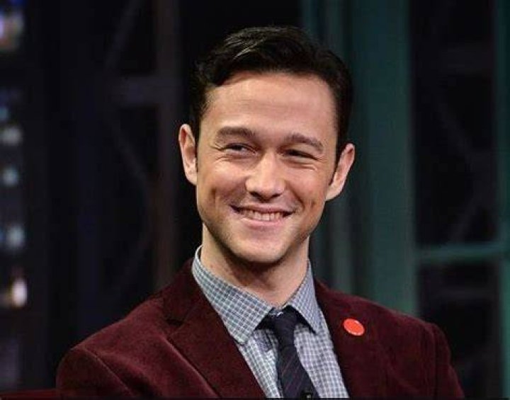 Gordon-Levitt: The Exceptional Journey of an Acclaimed Actor