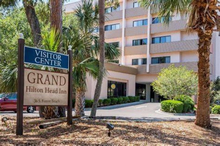 Grand Hilton Head Inn Ascend Hotel Collection: Your Ultimate Beachfront Escape