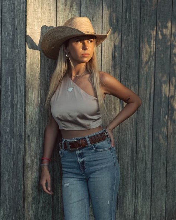 Haliey Welch OnlyFans: A Comprehensive Guide to Her Career and Online Presence