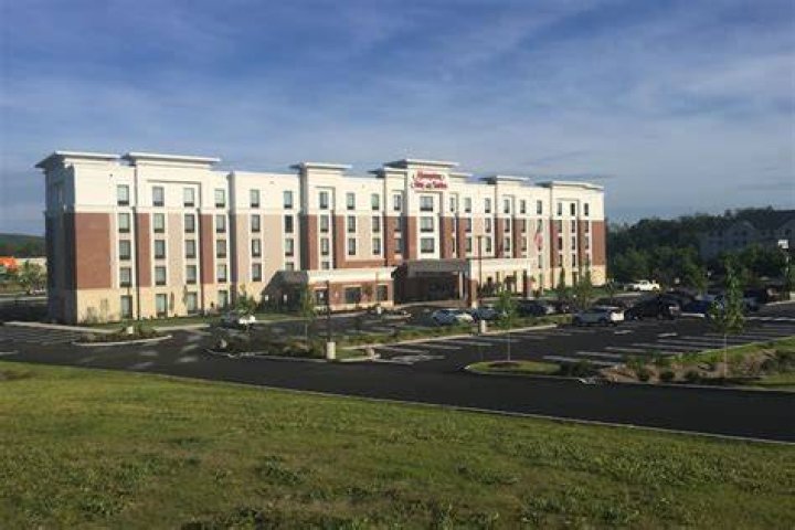 Hampton Inn &amp; Suites Newburgh Stewart Airport NY: Your Ultimate Travel Guide