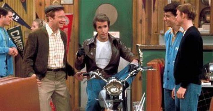 Happy Days Sitcom: A Timeless Classic That Defined a Generation