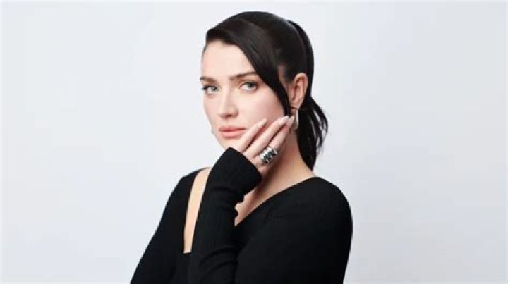 Hewson Actress: Unveiling the Rising Star in Hollywood