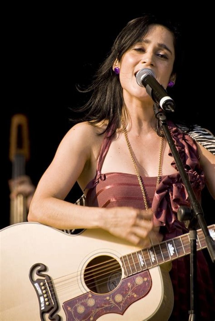 How Old is Julieta Venegas: A Comprehensive Guide to Her Life, Music, and Legacy