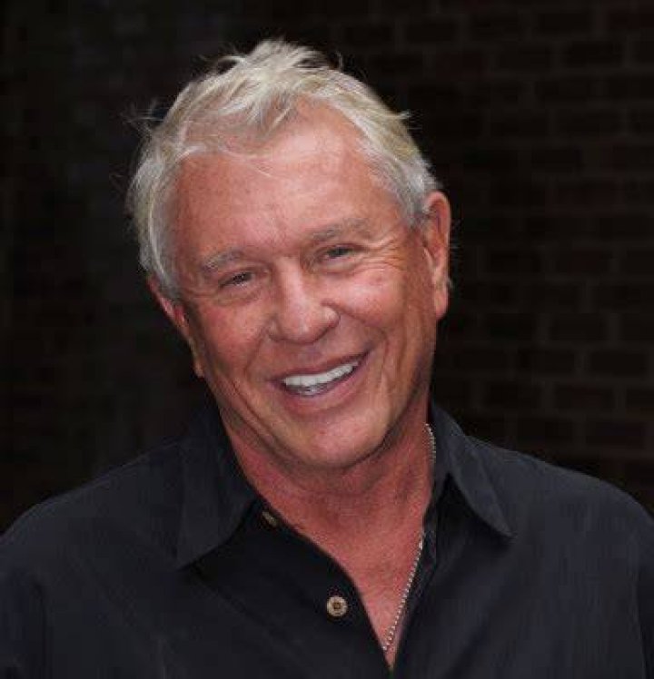 How Old Is Tom Berenger? A Comprehensive Look at His Age, Career, and Legacy