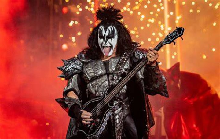 How Tall is Gene Simmons of KISS: A Comprehensive Guide