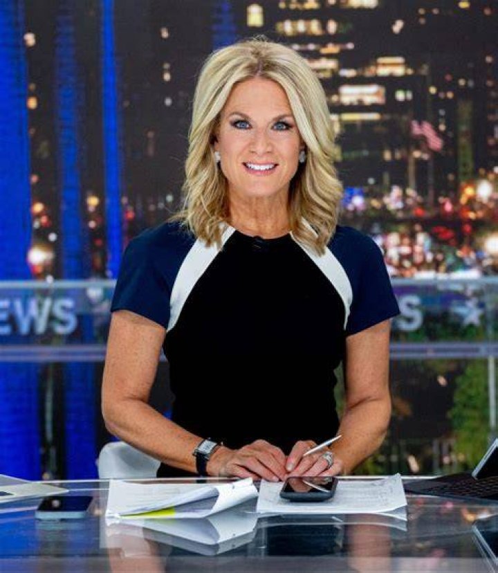 How Tall is Martha MacCallum: A Comprehensive Look at the Renowned Anchor's Height and Career