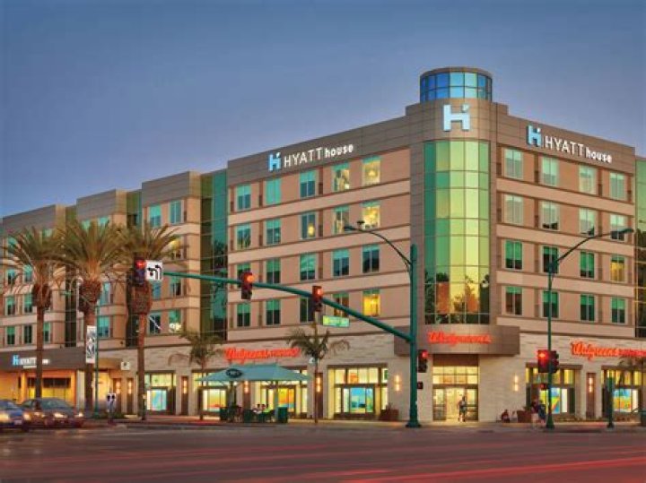 Hyatt House Anaheim Resort: The Ultimate Guide to Your Family-Friendly Stay