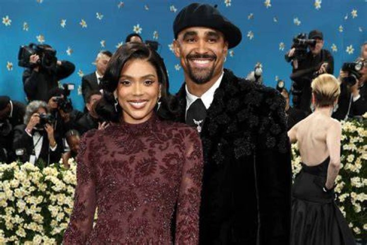 Jalen Hurts Girlfriend 2024: Exploring Relationships, Facts, and Updates