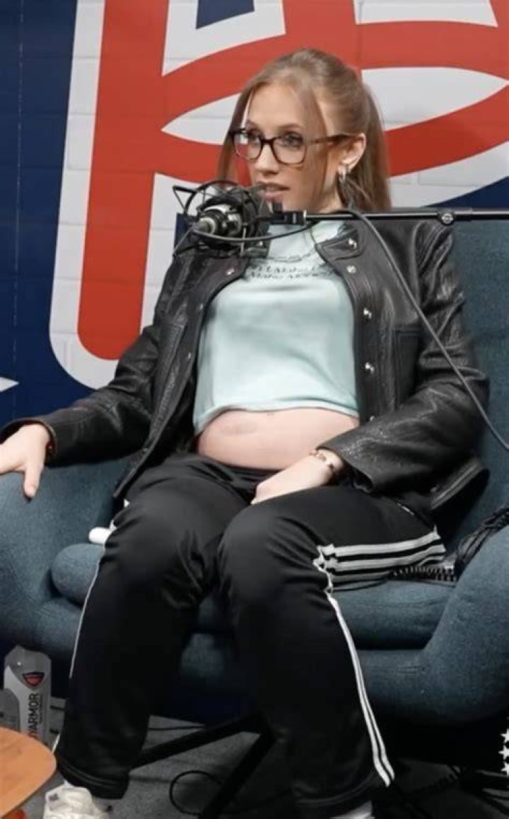 Kat Timpf Baby: A Rising Star in the Digital Age