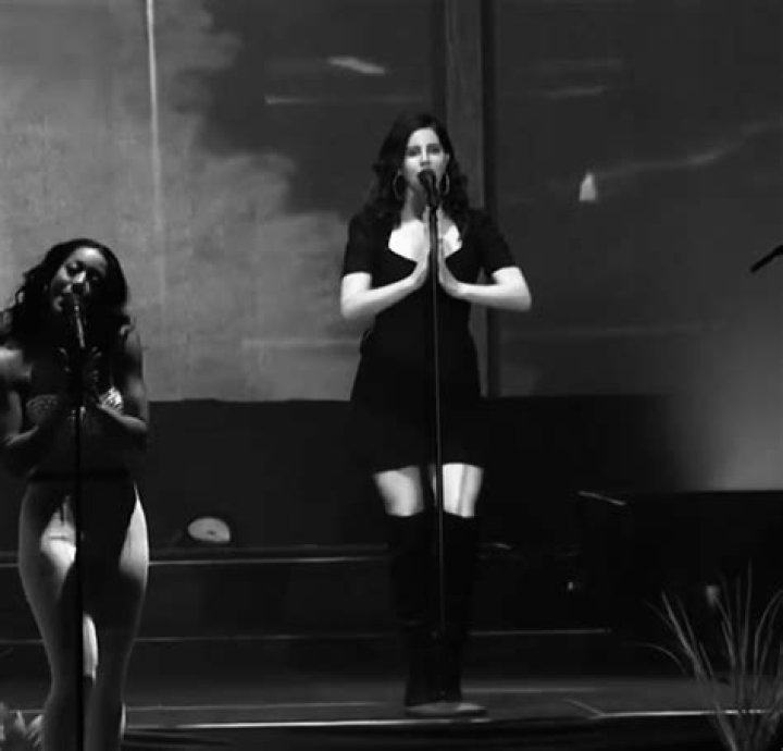 Lana Del Rey Influence on Music: A Deep Dive into Her Artistry