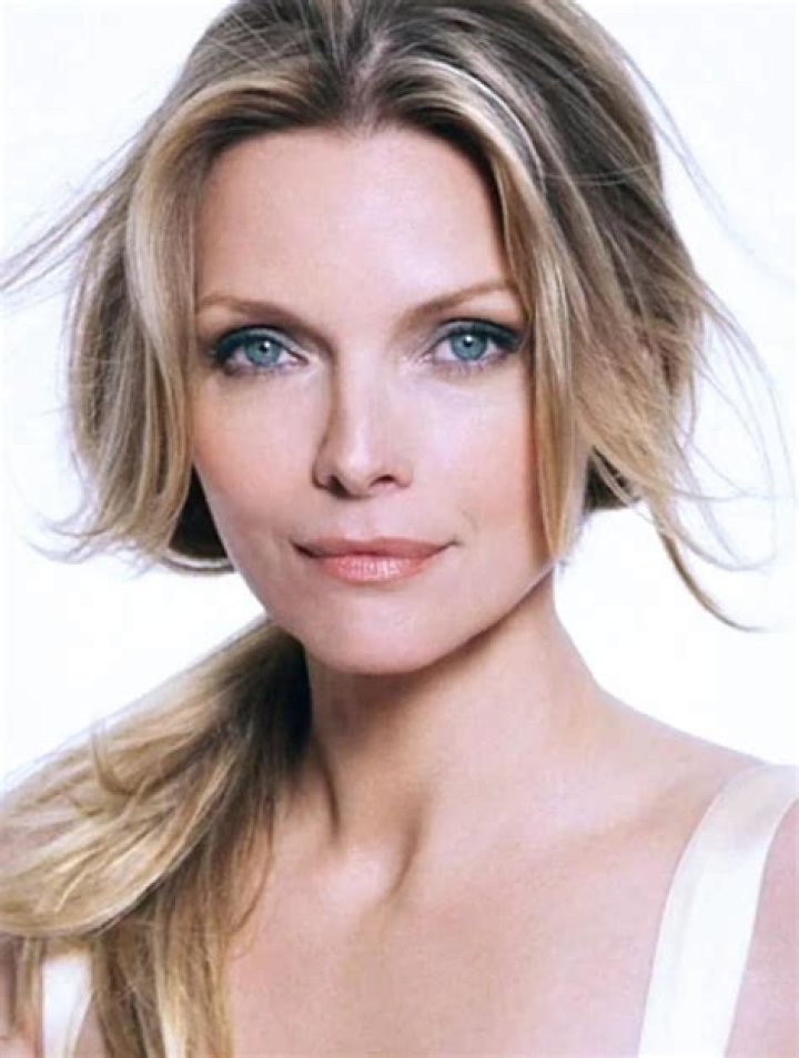 Michelle Pfeiffer: A Timeless Hollywood Icon
