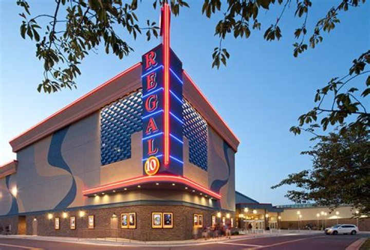 Regal Dulles Town Center: Your Premier Destination for Luxury Living