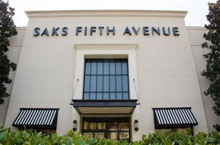 Saks Fifth Avenue Houston Texas: A Luxurious Shopping Experience
