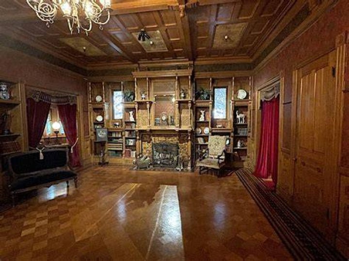 Square Footage of Winchester House: A Comprehensive Guide