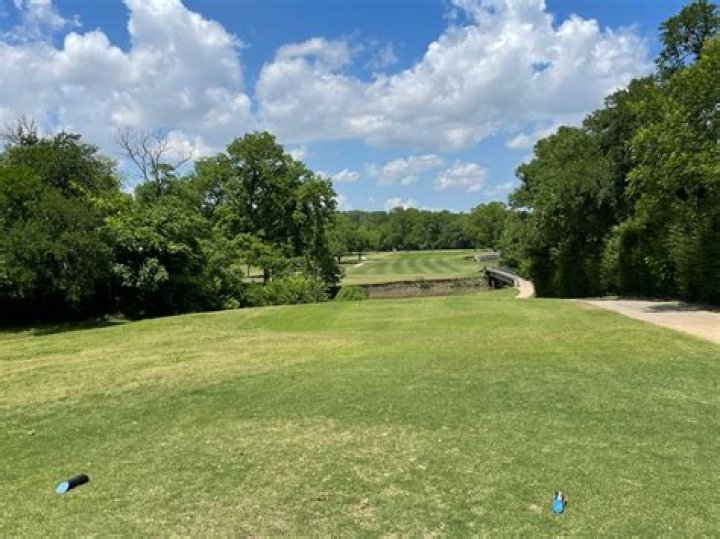 Tenison Driving Range: The Ultimate Golfing Experience