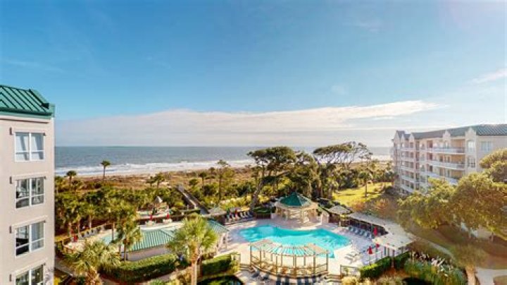 The Grand Hilton Head: A Luxurious Getaway Destination