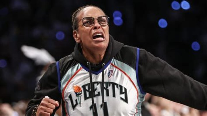 Theresa Weatherspoon: The Untold Story of a Basketball Legend