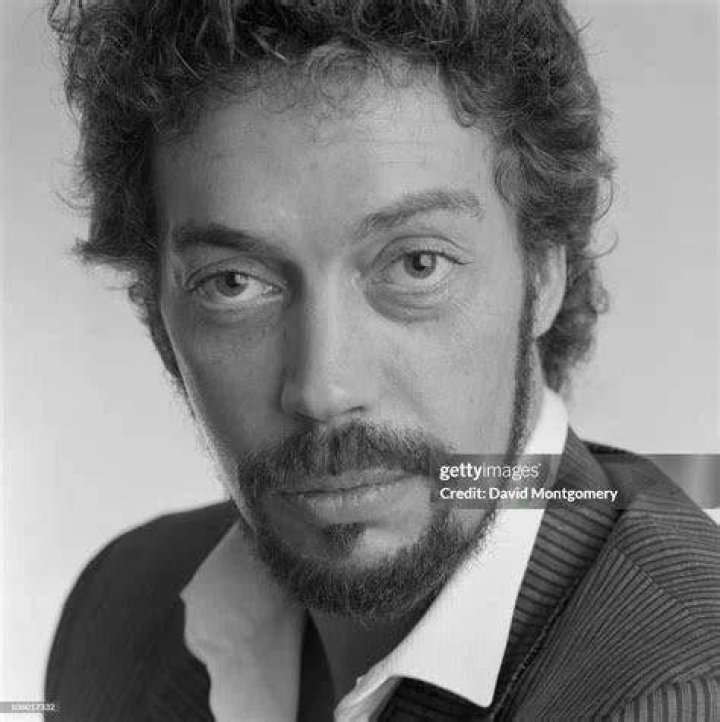Tim Curry Naked: Exploring the Controversy, Facts, and Insights