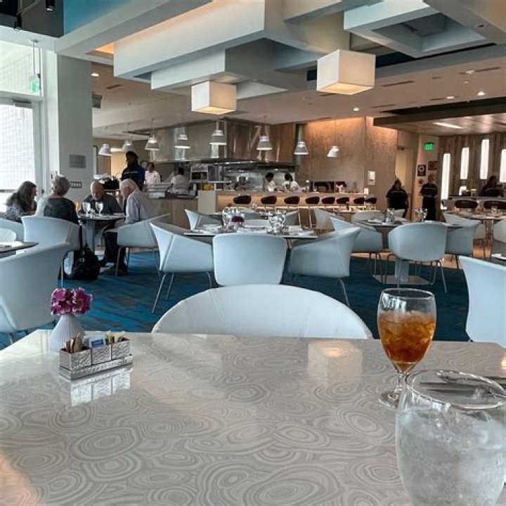 Top Restaurants Near DoubleTree by Hilton Orlando EAWORLD: A Comprehensive Guide