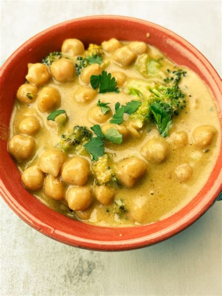 Trader Joe's Chickpea Curry: A Flavorful Vegan Delight for Every Palate