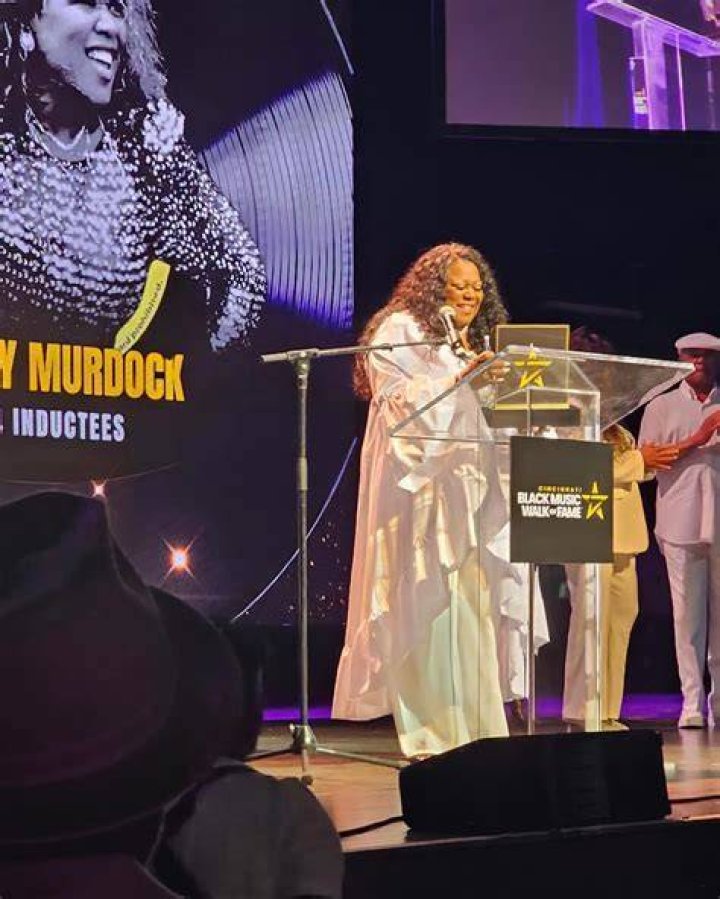Unveiling Shirley Murdock: A Comprehensive Look into Her Life, Career, and Achievements