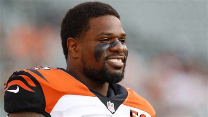 Vontaze Burfict Net Worth: A Comprehensive Look at His Wealth, Career, and Achievements