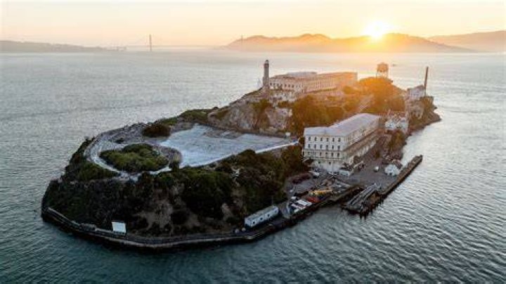 Why Alcatraz Closed: A Comprehensive Look at the History and Legacy